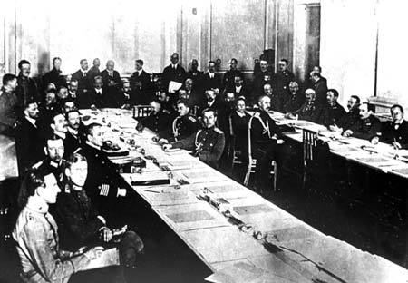 Переговоры между представителями России и Четверного союза по заключению мирного договора