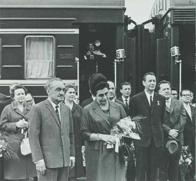 П.М. Машеров (во 2-м ряду 2-й справа) встречает Президента Югославии Иосипа Броз Тито с супругой в Минске
