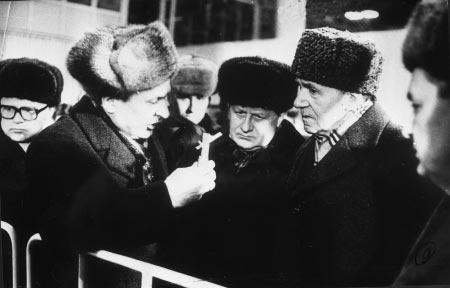 А.А. Громыко и Е.Е. Соколов (в центре)