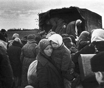 Возвращение в родные края после освобождения территории от немецко-фашистских 
захватчиков