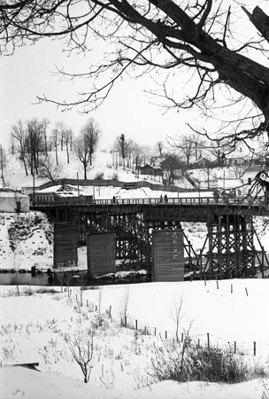 Красный мост через реку Полота в городе Полоцке, где произошло сражение русских войск с армией Наполеона