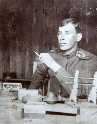 Офицер Туркестанской дивизии Г. Луковников