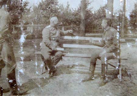 Офицеры Туркестанской дивизии во время отдыха