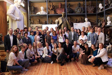 Participants at the contest “Images from the history of family to the history of society”