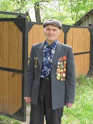 Archivists from the Local State Archives in Rechitsa met with the Veteran of the Great Patriotic War Vasily Deikun, resident of Korovatichi village