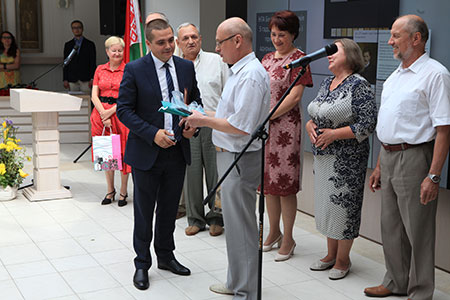 Directors of Belarusian archives congratulate the National Historical Archives with the jubilee Directors of Belarusian archives congratulate the National Historical Archives with the jubilee