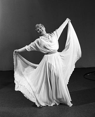 Солистка Государственного театра музыкальной комедии БССР, народная артистка БССР Н.В. Гайда