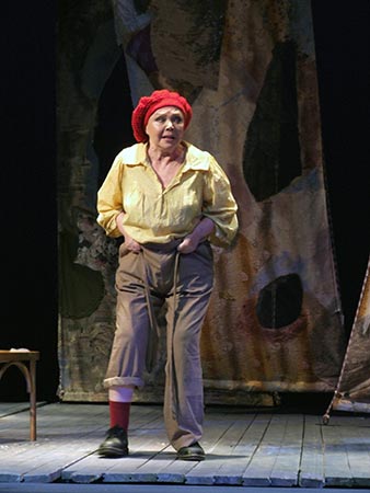 Сцена из спектакля «Валентинов день» И. Вырыпаева