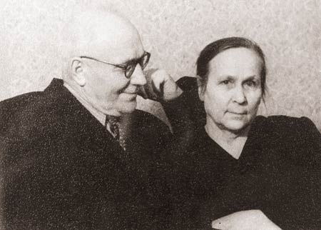 Беларускі дзіцячы пісьменнік Я.Маўр з жонкай Сцефанідай Аляксандраўнай
